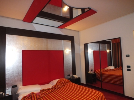 Die alte Strasse am Gotthard-Pass - Tremola 06 motel