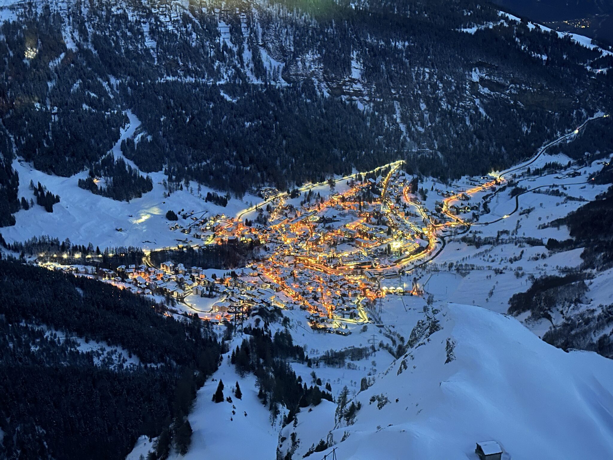 In Leukerbad gehen die Lichter an